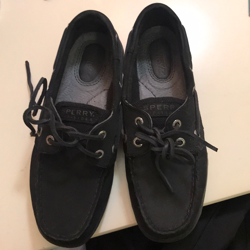 All black Sperrys